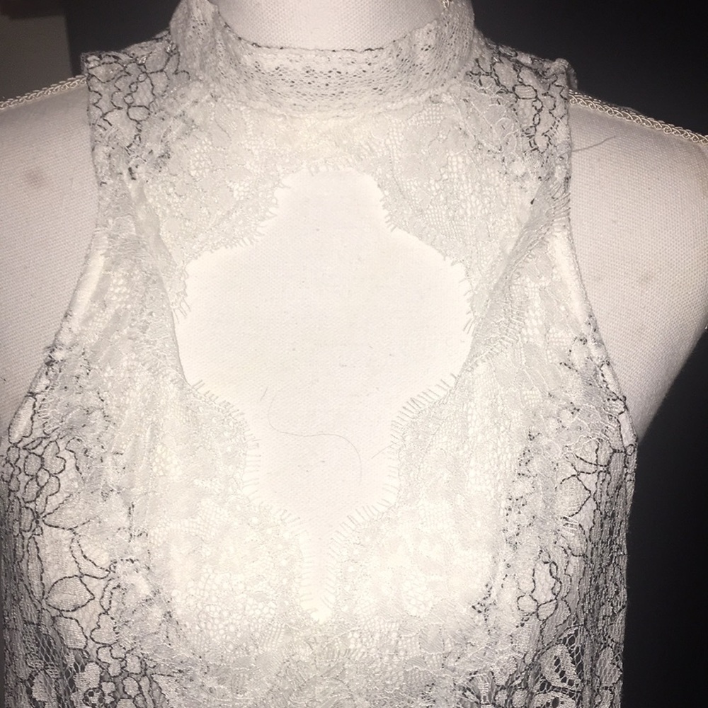 Dress - Picture 2 of 4